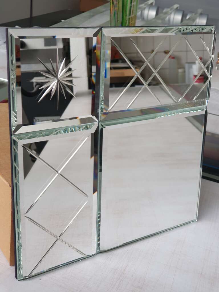 Un miroir unique, où l'artisanat laisse son empreinte.